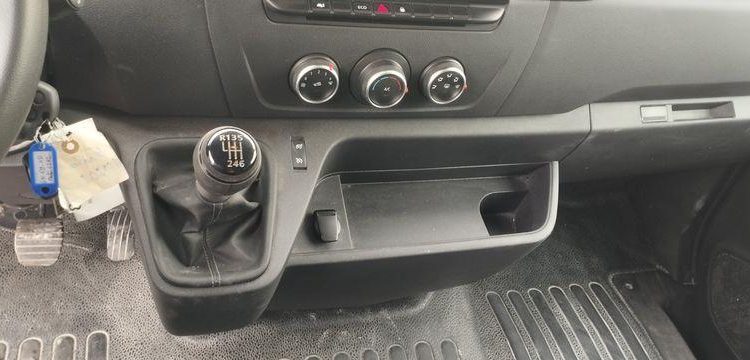RENAULT MASTER 3 L3H2 2,3 DCI 136CV – DIESEL – 59557 KMS – ANNEE 2023 BLANC GN-699-XD