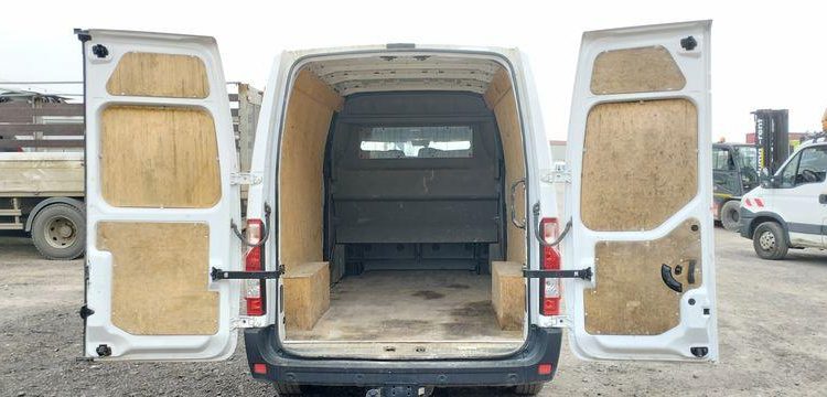 RENAULT MASTER 3 L3H2 2,3 DCI 136CV – DIESEL – 59557 KMS – ANNEE 2023 BLANC GN-699-XD