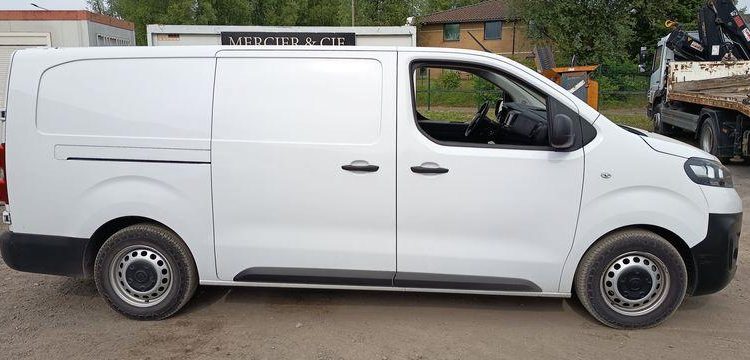 FIAT e-SCUDO 75 KWH 6,1 LONG BUSINESS BLANC GT-767-HT