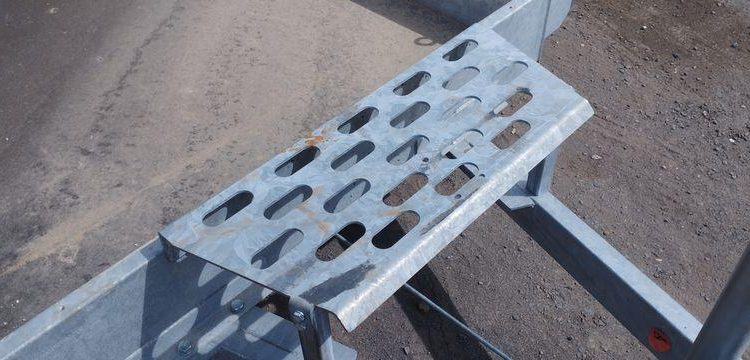 VLEMMIX REMORQUE PORTE ENGIN 2 ESSIEUX – PTAC 2,7 TONNES  HB-140-WC