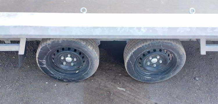VLEMMIX REMORQUE PORTE ENGIN 2 ESSIEUX PTAC : 2,7 TONNES  HB-309-WC