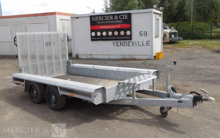 VLEMMIX REMORQUE PORTE ENGIN 2 ESSIEUX PTAC : 2,7 TONNES  HB-309-WC