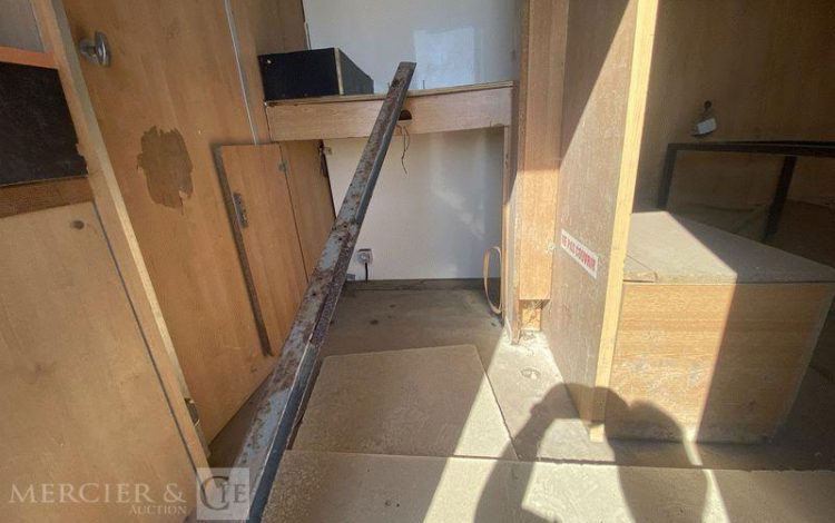 ROULOTTE DE CHANTIER – POUR PIECES  LAN19