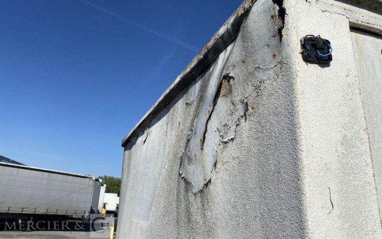 ROULOTTE DE CHANTIER – POUR PIECES  LAN19