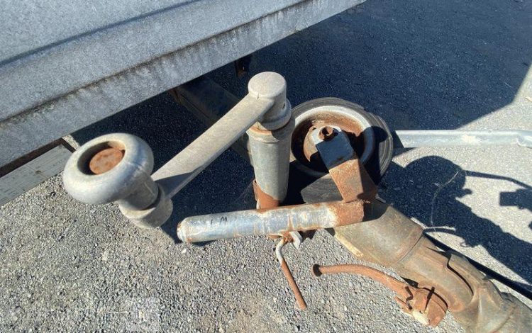 ROULOTTE DE CHANTIER – POUR PIECES  LAN19