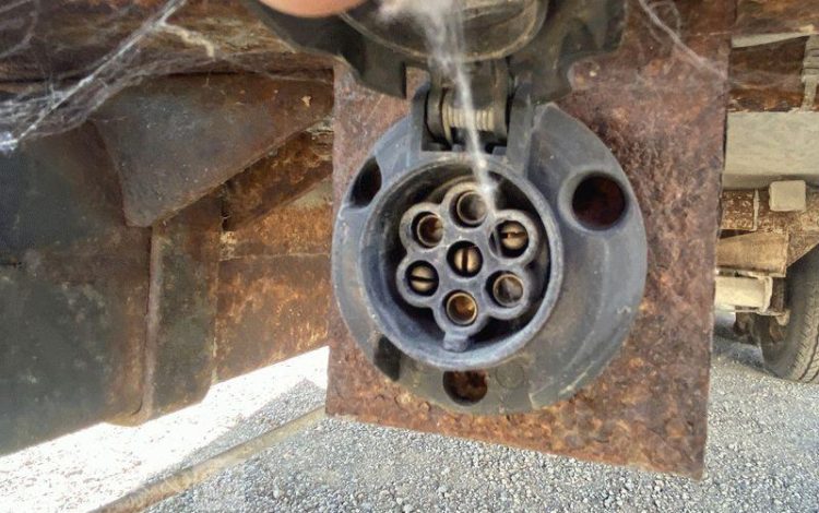 ROULOTTE DE CHANTIER – POUR PIECES  LAN19