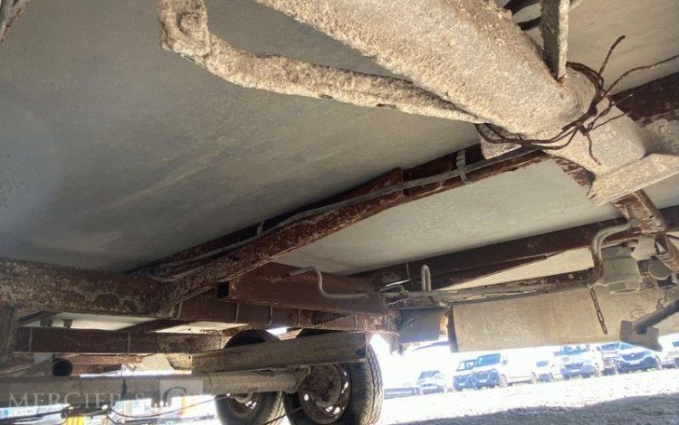 ROULOTTE DE CHANTIER – POUR PIECES  LAN19