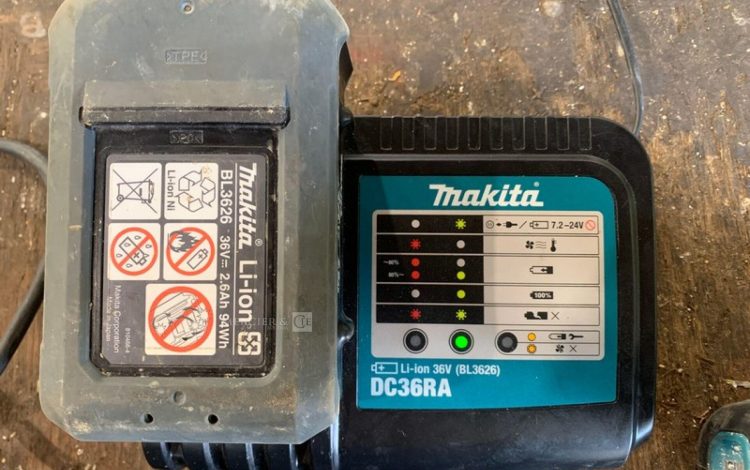 MAKITA   PER010618