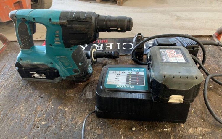 MAKITA   PER010618