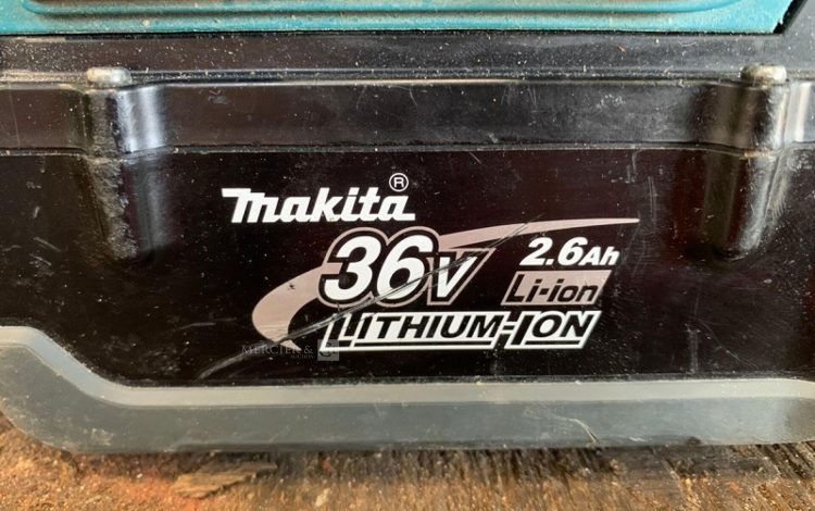 MAKITA   PER010618