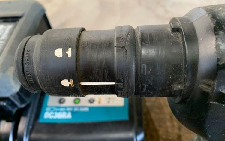 MAKITA   PER010618