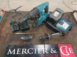 MAKITA   PER010527