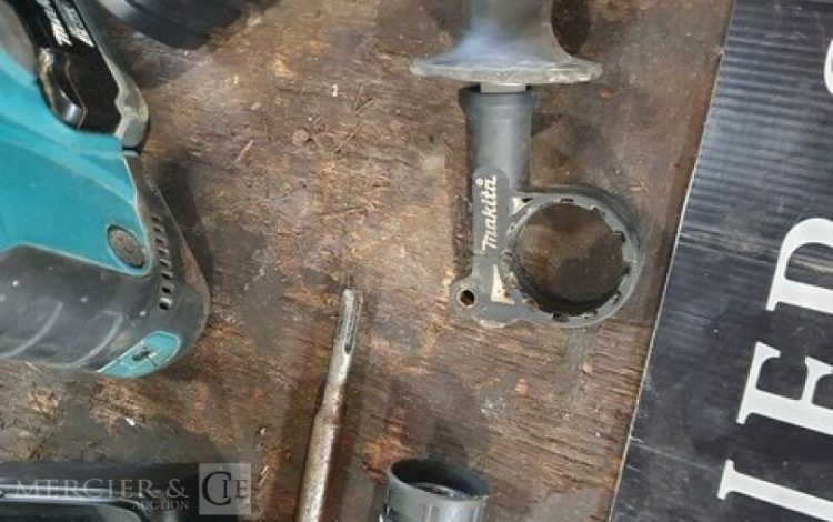 MAKITA   PER010527