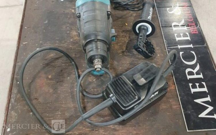 MAKITA   PER010522