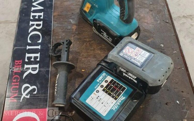 MAKITA   PER010410