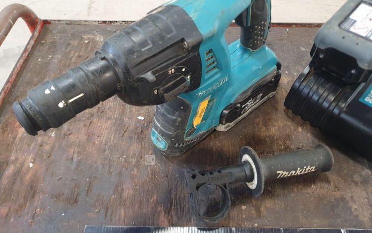 MAKITA   PER010410