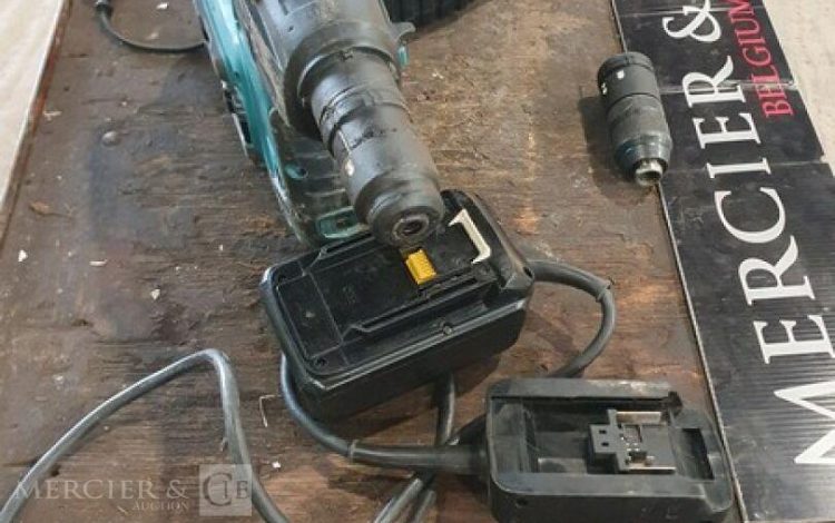 MAKITA   PER010278