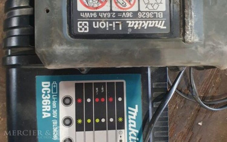 MAKITA   PER010278
