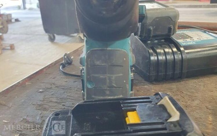 MAKITA   PER010278