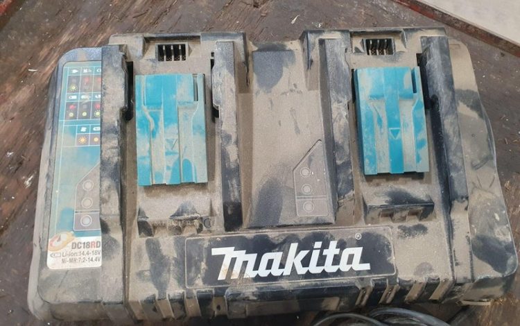 MAKITA   PER748052