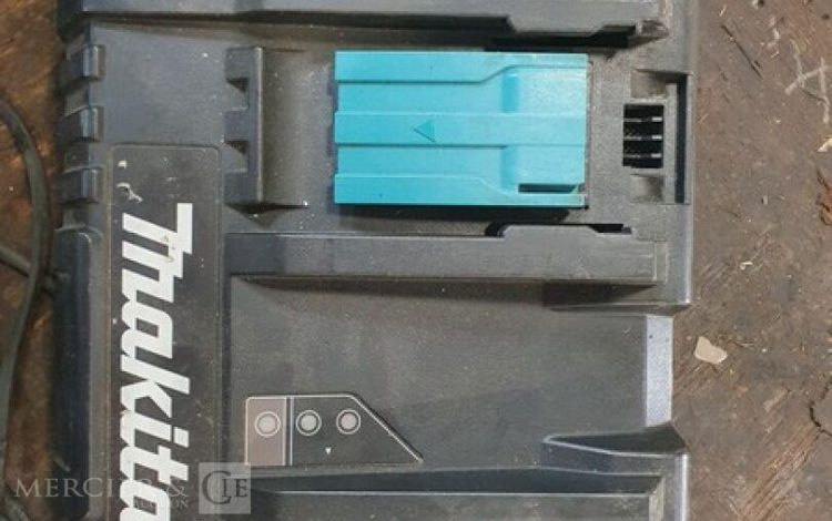 MAKITA   PER748054
