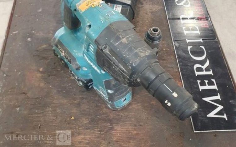MAKITA   PER748055