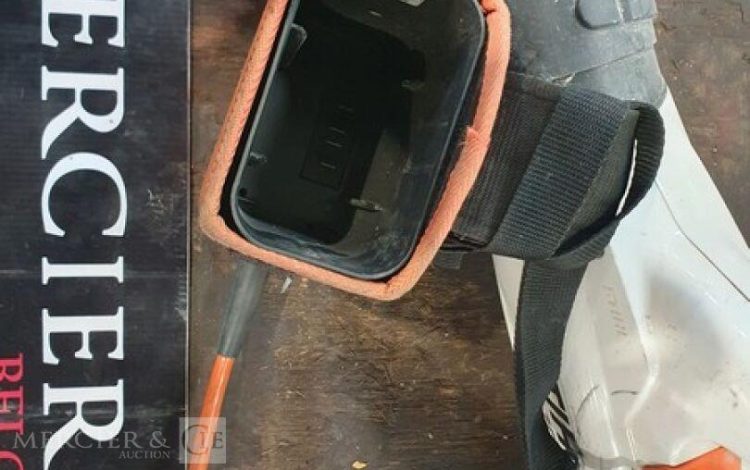 STIHL BGA100  SOU010074