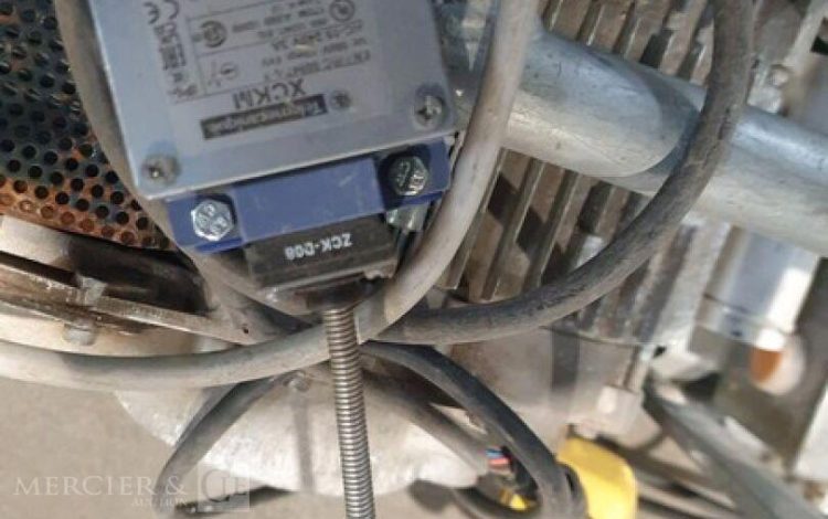 COMABI APACHE BA150ST  LEV010123