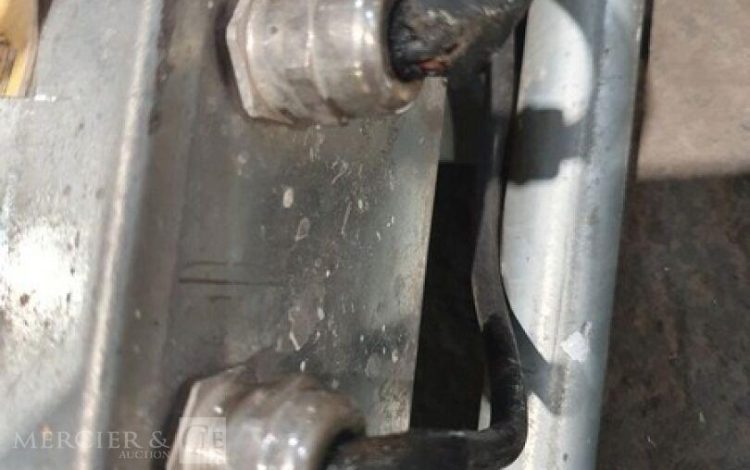 COMABI APACHE BA150ST  LEV010123