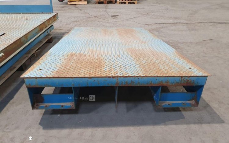 HYMO   TAB000286