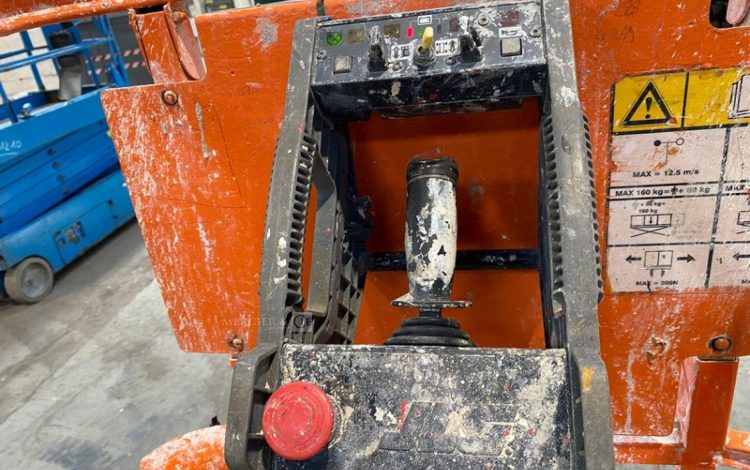 JLG 2030ES / CE08  8171
