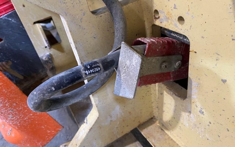JLG 2030ES / CE08  8171