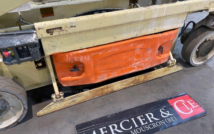 JLG 2030ES / CE08  8171