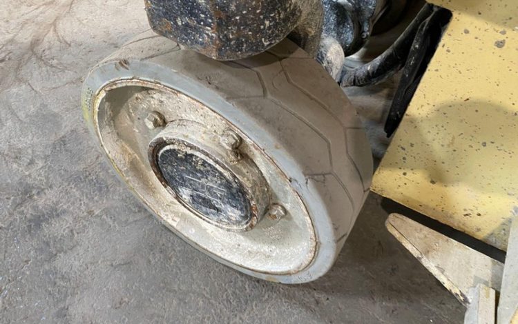 JLG 2030ES / CE08  8171
