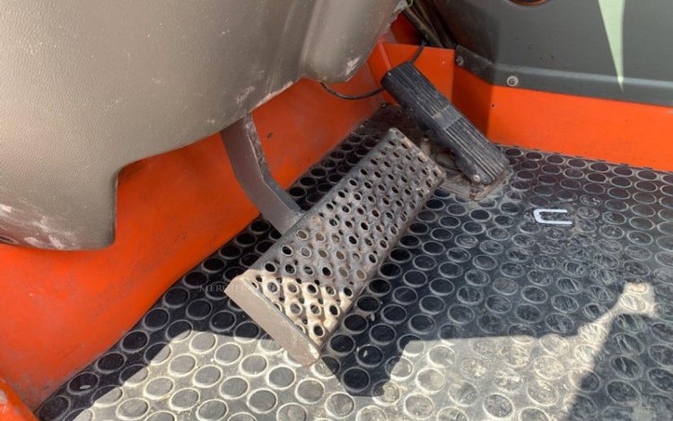 JLG 4017  6849