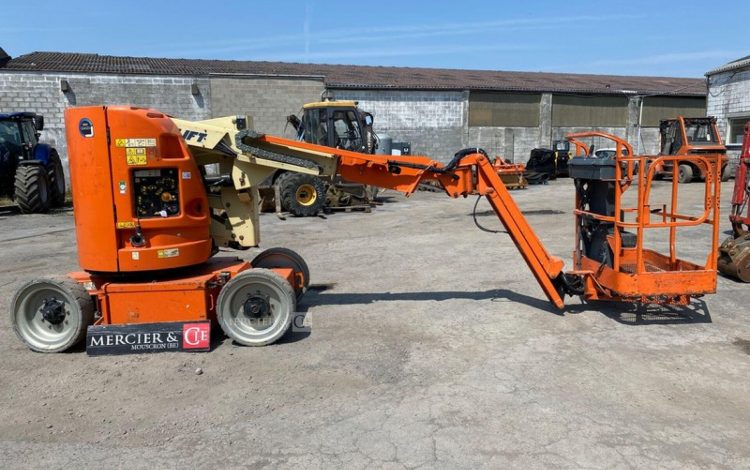 JLG E300AJP / BE11  8509
