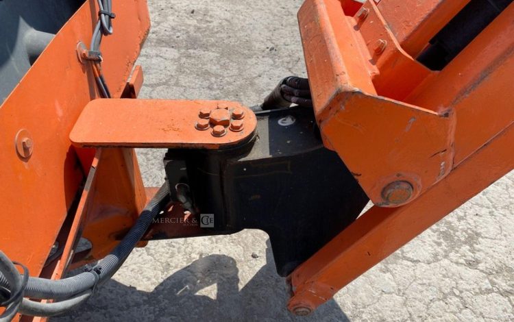 JLG E300AJP / BE11  8509