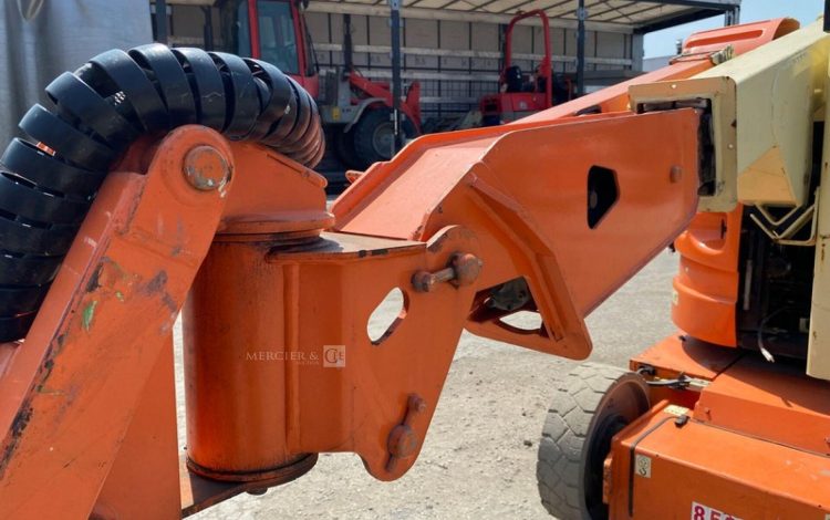 JLG E300AJP / BE11  8509
