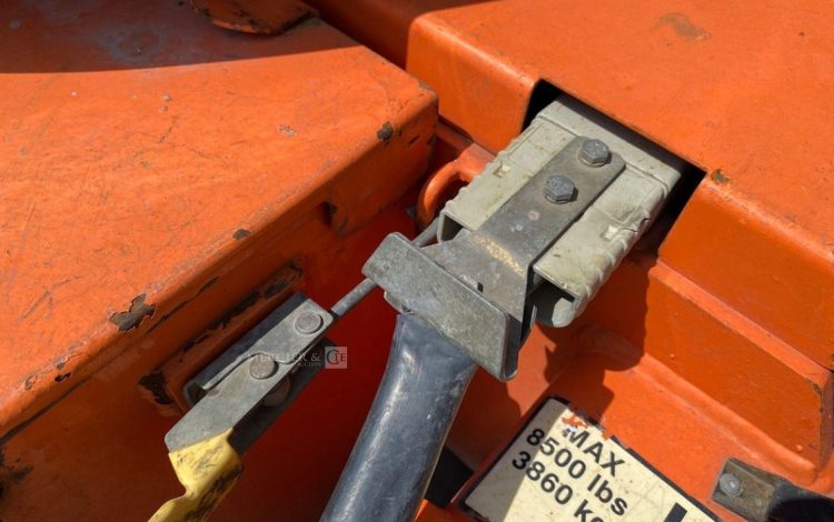 JLG E300AJP / BE11  8509