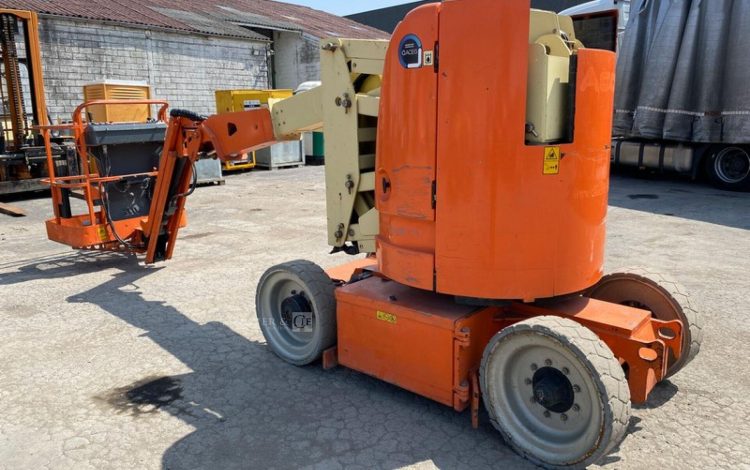 JLG E300AJP / BE11  8509