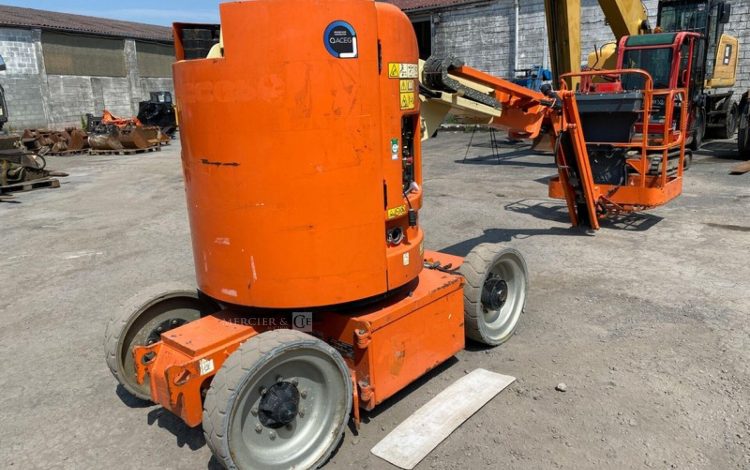 JLG E300AJP / BE11  8509