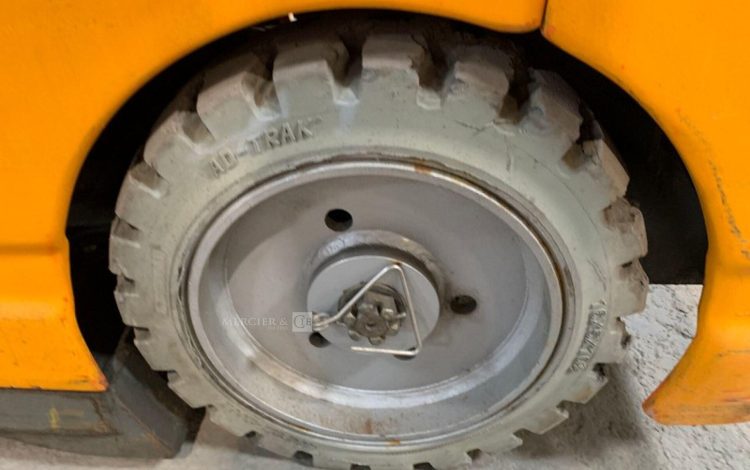 MANLIFT TOUCAN 1100A  VE11A2272