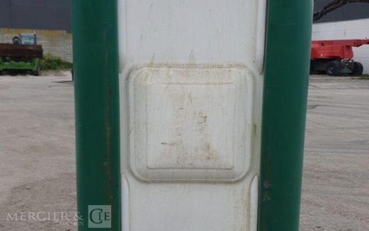 WCH748104