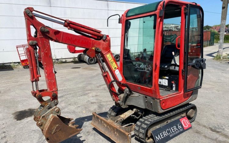 YANMAR SV16  9LX1132