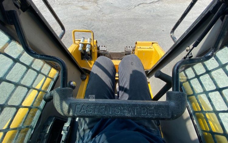 GEHL 1640  MC995