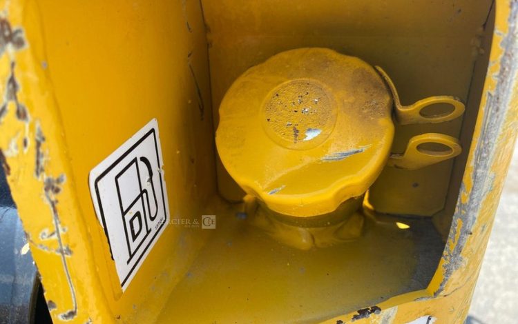 GEHL 1640  MC995