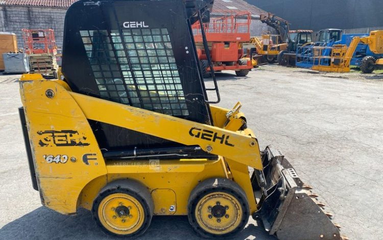 GEHL 1640  MC995