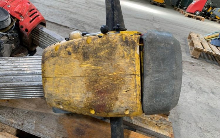 WACKER NEUSON BH65  26MAM52025