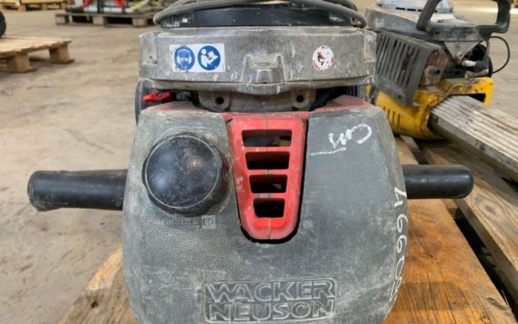 WACKER NEUSON BH65  26MAM52025