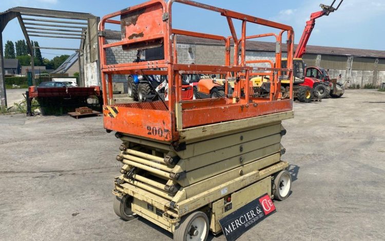 JLG 3,25E+05  CE12A2007